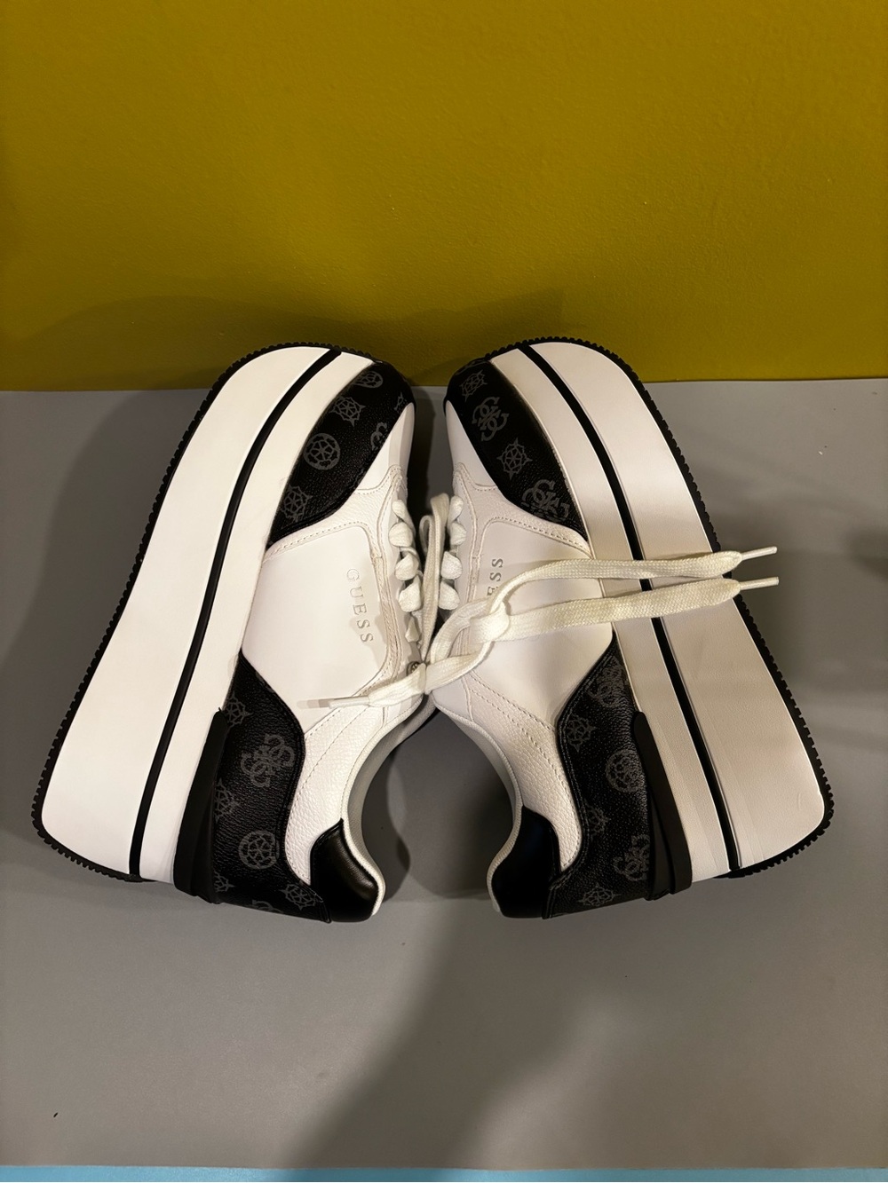 Guess White and Black Platform Sneakers for Women0713 - Picture 7 of 10